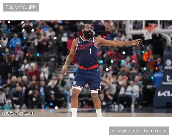 泰伦卢确认哈登离队后快船战术革新 仅伦纳德持球主导进攻